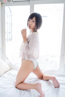 日本男吃奶玩乳30分钟